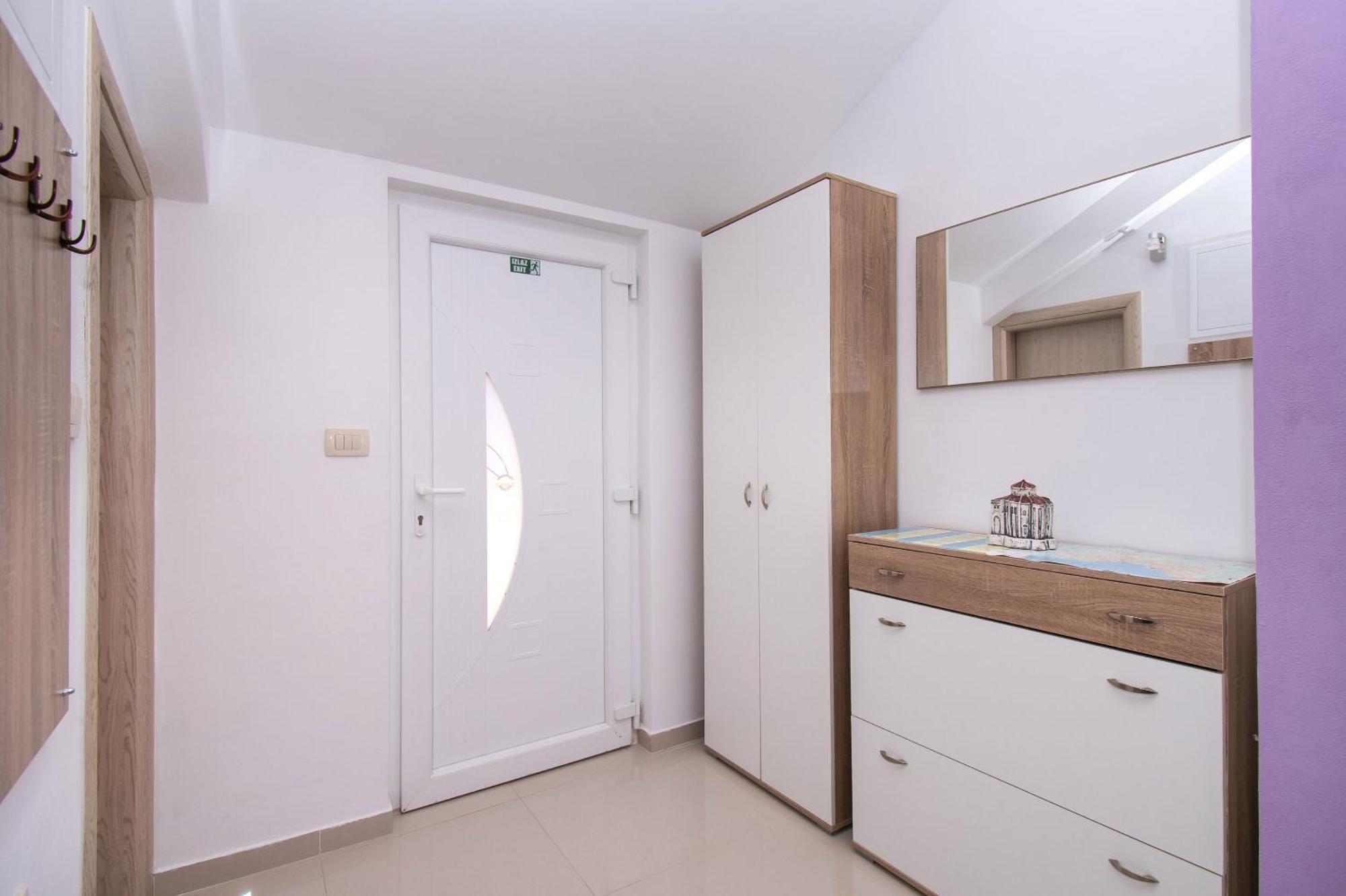 Apartment Ninic Srima Exterior photo