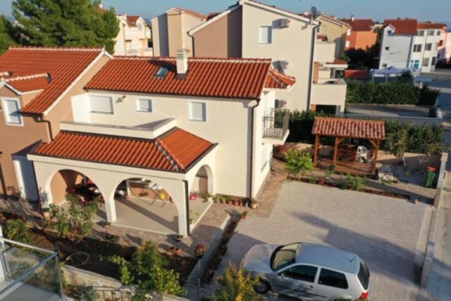 Apartment Ninic Srima Exterior photo